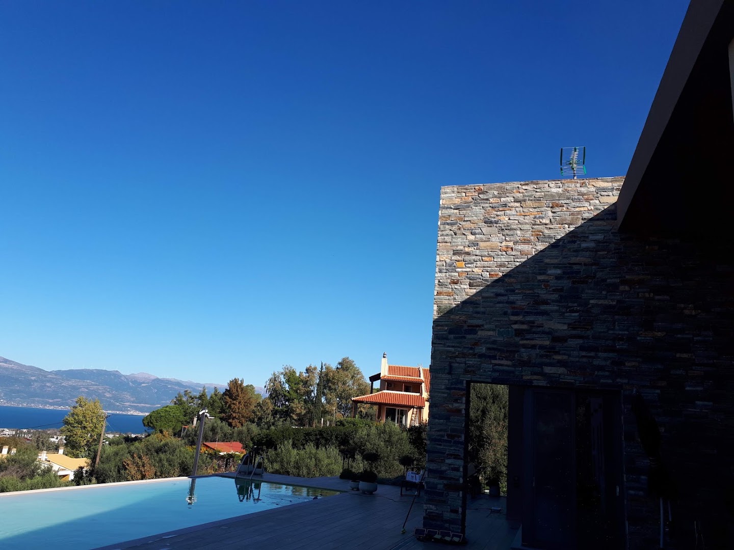 Ηλεκτρολόγος Πάτρα - Πολυδωρόπουλος Ανδρέας — Φωτογραφίες 13